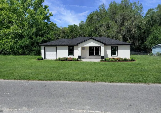 1st image of 17412 Ne 39th Ct, Citra, FL 32113 | MLS# OM721276