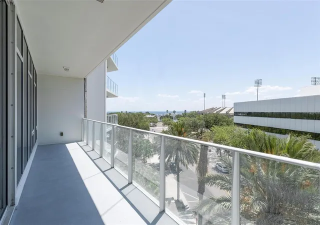 Photo 2 of Condo for sale at 175 1st Street S #504, Saint Petersburg, FL 33701 | MLS# TB8489152 | Listing updated on 2026-10-06