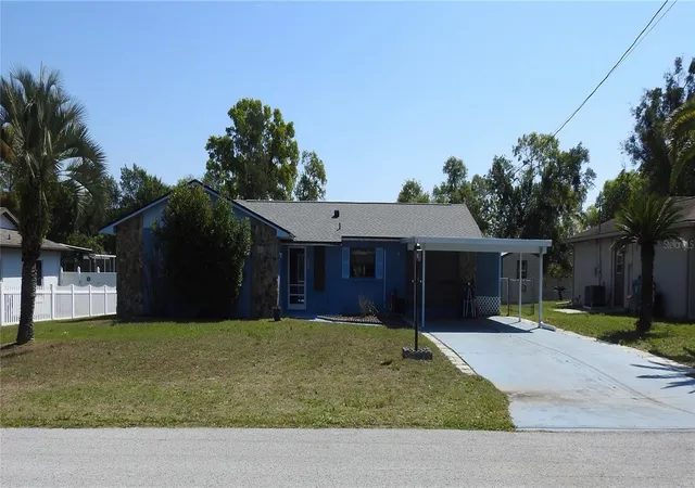 Photo 1 of Single family home for sale at 2128 Linwood Ave, Spring Hill, FL 34608 | MLS# TB8489155 | Listing updated on 2026-08-18
