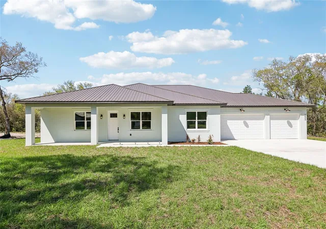 Photo 3 of Single family home for sale at 351 Mitnik Dr, Deltona, FL 32738 | MLS# V4948051 | Listing updated on 2026-07-21