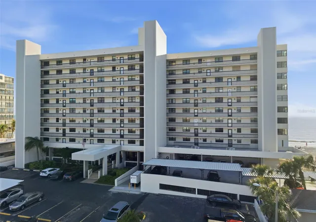 Photo 3 of Condo for sale at 15462 Gulf Blvd #406, Madeira Beach, FL 33708 | MLS# TB8489165 | Listing updated on 2026-10-04