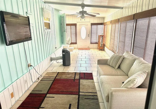 Photo 4 of Manufactured home for sale at 8300 Seminole Blvd #241, Seminole, FL 33772 | MLS# TB8489170 | Listing updated on 2026-09-17