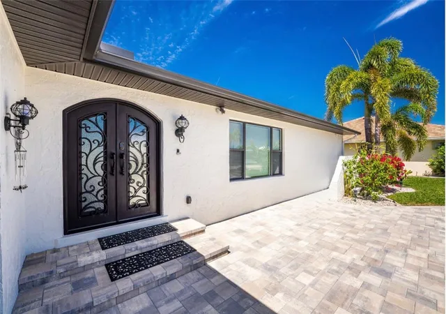 Homes for sale in Punta Gorda, FL | 391 Via Esplanade, Punta Gorda, FL 33950 | MLS# C7523761