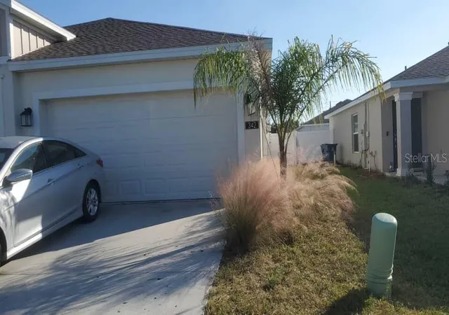 Photo 2 of Single family home for sale at 342 Rustic Rail Dr, Lake Wales, FL 33859 | MLS# O6392704 | Listing updated on 2026-06-27