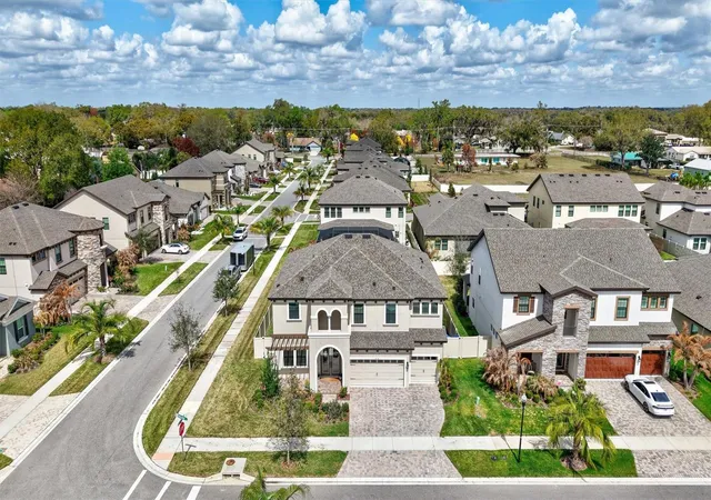 2nd image of 4593 Shoreleaf Loop, Valrico, FL 33596 | MLS# TB8489231