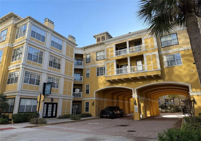Photo 1 of Condo for sale at 860 N Orange Ave #301, Orlando, FL 32801 | MLS# O6392712 | Listing updated on 2026-10-02