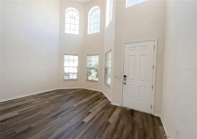 4th image of 18010 Java Isle Dr, Tampa, FL 33647 | MLS# TB8489235