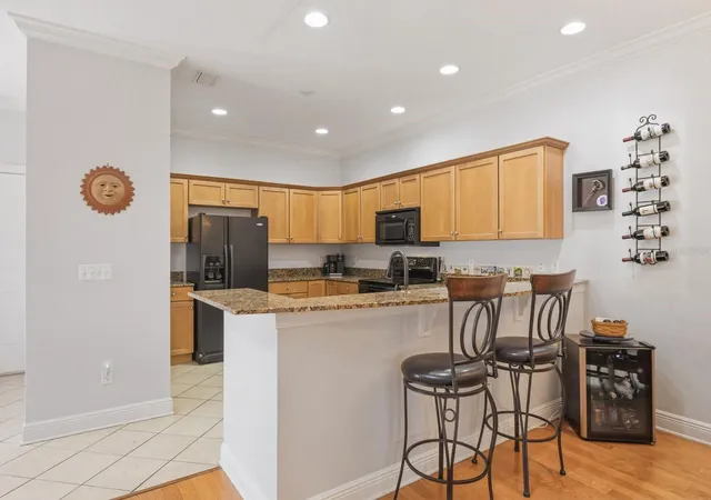 Photo 3 of Townhouse for sale at 208 Valencia Cir, Saint Petersburg, FL 33716 | MLS# TB8489242 | Listing updated on 2026-08-27