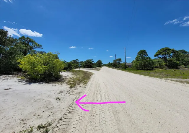 1st image of 433 Gloria Blvd, Lake Placid, FL 33852 | MLS# A4687119