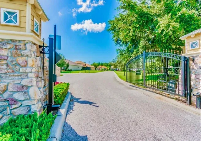 Homes for sale in New Port Richey, FL | 11129 Oyster Bay Cir, New Port Richey, FL 34654 | MLS# W7884125