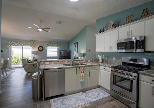 Photo 3 of House for sale at 17403 SE 77th Sycamore Ave, The Villages, FL 32162 | MLS# G5109958 | Listing updated on 2026-09-24