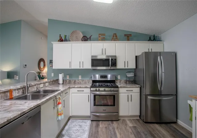 Photo 4 of House for sale at 17403 SE 77th Sycamore Ave, The Villages, FL 32162 | MLS# G5109958 | Listing updated on 2026-09-24