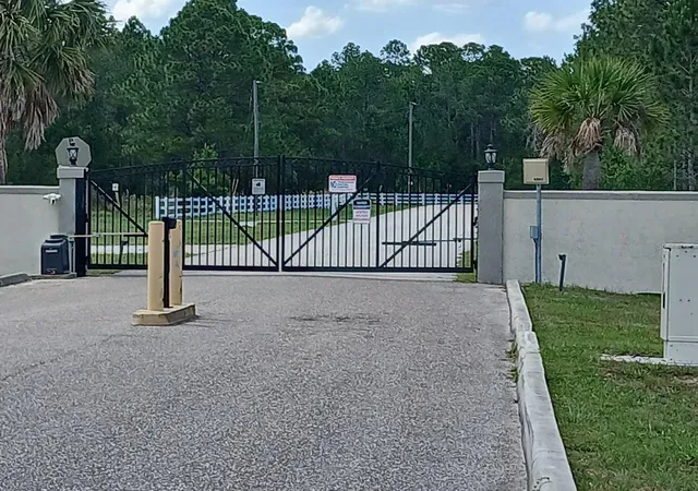 3rd image of 1102 Hidden Palms Dr, Davenport, FL 33897 | MLS# TB8489280