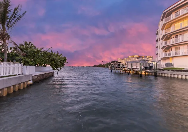 Homes for sale in Clearwater, FL | 1866 Venetian Point Dr, Clearwater, FL 33755 | MLS# TB8489361