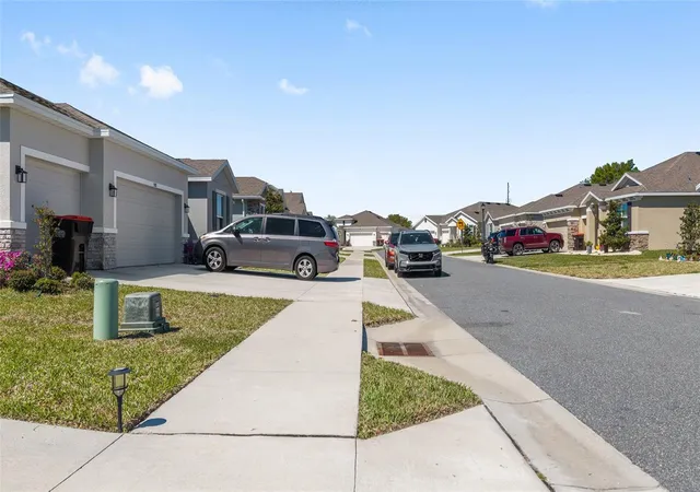 Photo 4 of Single family home for sale at 5902 SW 80th Place, Ocala, FL 34476 | MLS# OM721311 | Listing updated on 2026-09-03