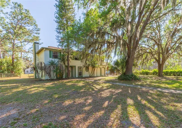 Photo 3 of Single family home for sale at 17616 Eagle Ln, Lutz, FL 33558 | MLS# TB8489388 | Listing updated on 2026-09-14