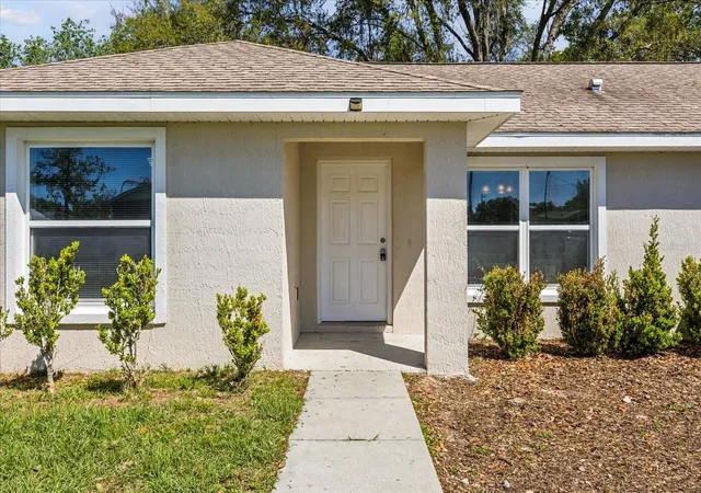 Photo 3 of Single family home for sale at 5223 Se 135th Place, Summerfield, FL 34491 | MLS# O6392810 | Listing updated on 2026-09-03
