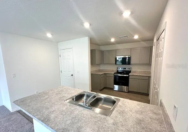 3rd image of 9 Ripton Pl, Palm Coast, FL 32164 | MLS# C7523802