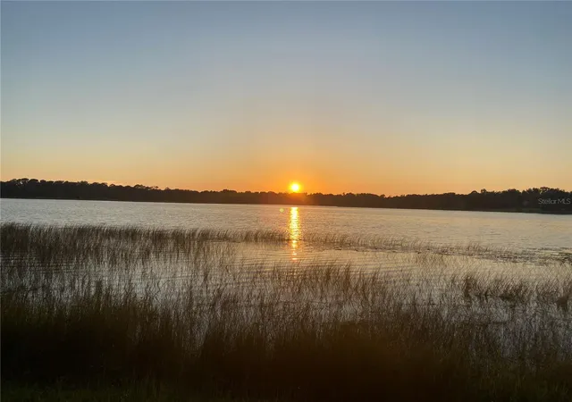 3rd image of Tbd Lot 01000 Silver Dr, Umatilla, FL 32784 | MLS# G5109980