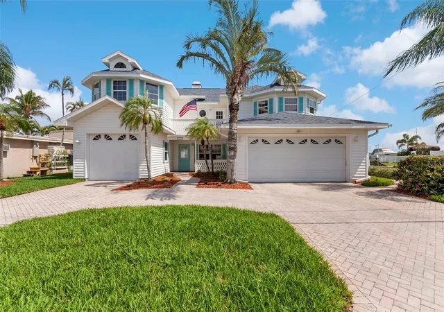 2nd image of 11445 9th St E, Treasure Island, FL 33706 | MLS# TB8489445