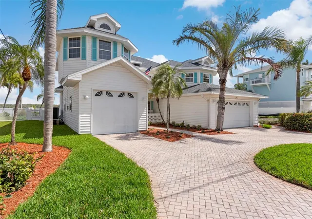 5th image of 11445 9Th St E, Treasure Island, FL 33706 | MLS# TB8489445