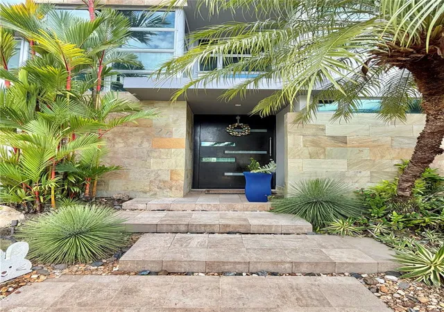 Photo 2 of Single family home for sale at 24 Calle 3 Senderos De Montehiedra, San Juan, PR 00926 | MLS# PR9120121 | Listing updated on 2026-03-30