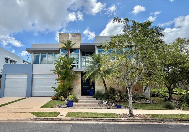 Photo 1 of Single family home for sale at 24 Calle 3 Senderos De Montehiedra, San Juan, PR 00926 | MLS# PR9120121 | Listing updated on 2026-03-30