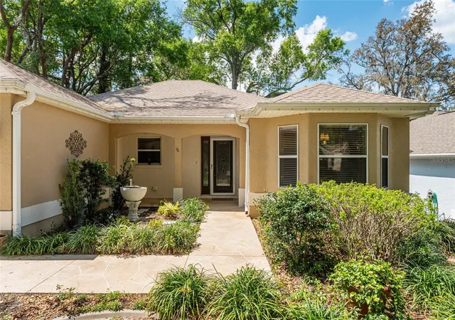 4th image of 110 Chula Vista Ave, Lady Lake, FL 32159 | MLS# G5109984