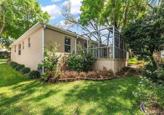 53rd image of 110 Chula Vista Ave, Lady Lake, FL 32159 | MLS# G5109984