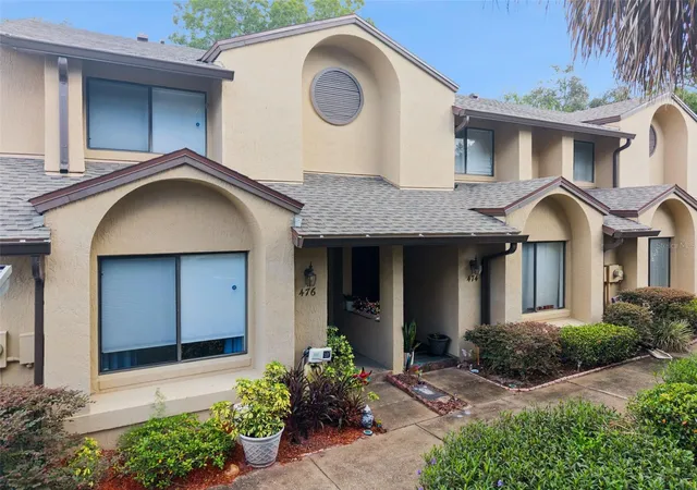 Photo 3 of Townhouse for sale at 476 Club Dr, Winter Springs, FL 32708 | MLS# O6392856 | Listing updated on 2026-10-05
