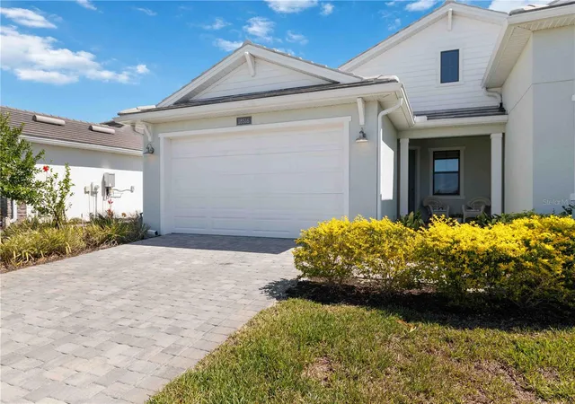 Photo 2 of Single family home for sale at 18516 Dayspring Pl, Venice, FL 34293 | MLS# C7523814 | Listing updated on 2026-10-20