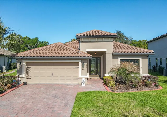Photo 2 of Single family home for sale at 1731 Goblet Cvs St, Kissimmee, FL 34746 | MLS# S5146350 | Listing updated on 2026-09-16