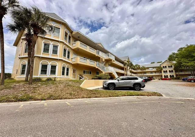 1st image of 2220 Spanish Dr #26, Clearwater, FL 33763 | MLS# TB8489537
