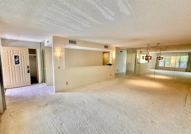 4th image of 2220 Spanish Dr #26, Clearwater, FL 33763 | MLS# TB8489537