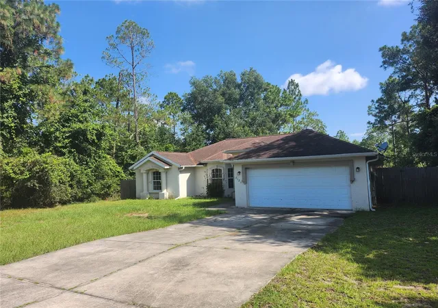 Photo 2 of Single family home for sale at 8121 Sw 128th Loop, Ocala, FL 34473 | MLS# OM721340 | Listing updated on 2026-09-01