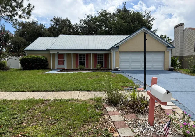 Photo 2 of Single family home for sale at 2609 Drumwood Pl, Valrico, FL 33596 | MLS# TB8489584 | Listing updated on 2026-09-01