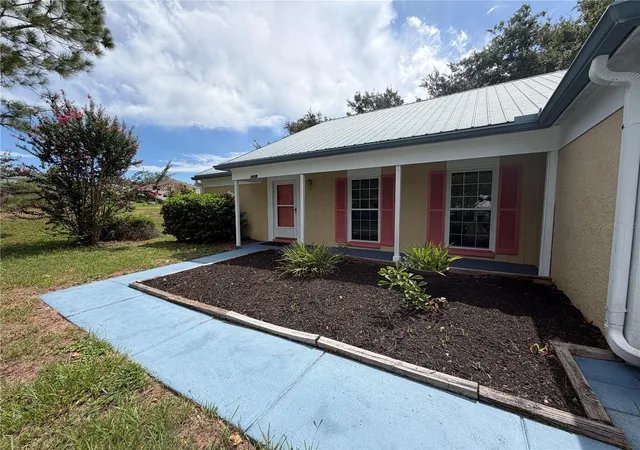 Photo 3 of Single family home for sale at 2609 Drumwood Pl, Valrico, FL 33596 | MLS# TB8489584 | Listing updated on 2026-09-01
