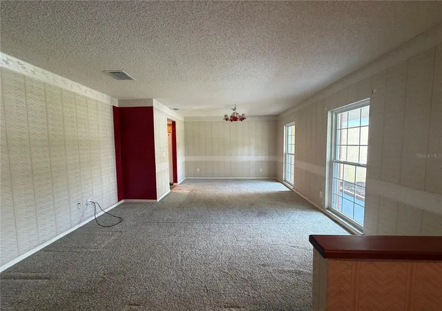 Photo 4 of Single family home for sale at 2609 Drumwood Pl, Valrico, FL 33596 | MLS# TB8489584 | Listing updated on 2026-09-01