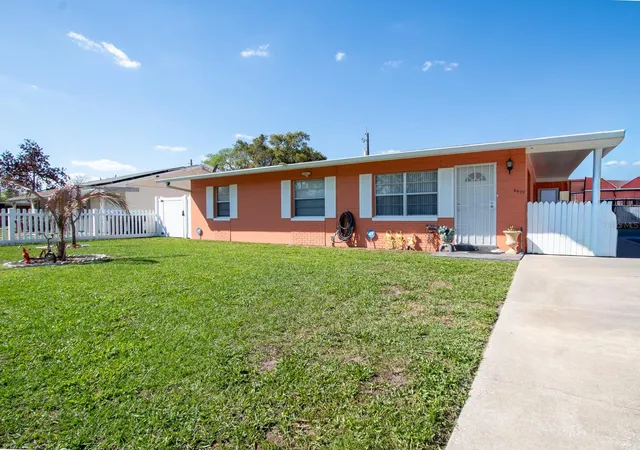 Photo 4 of Single family home for sale at 4401 Edgebrook, Orlando, FL 32809 | MLS# S5146357 | Listing updated on 2026-08-11