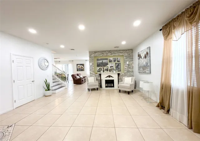 Photo 3 of Single family home for sale at 3425 Perching Rd, Saint Cloud, FL 34772 | MLS# S5146367 | Listing updated on 2026-10-05