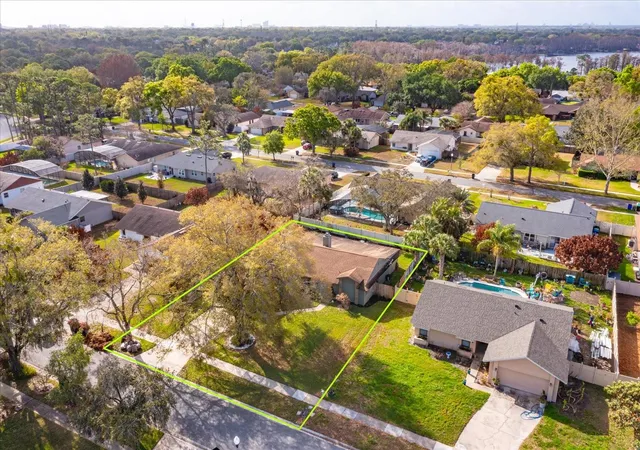 2nd image of 9237 Sabal Palm Cir, Windermere, FL 34786 | MLS# G5110005