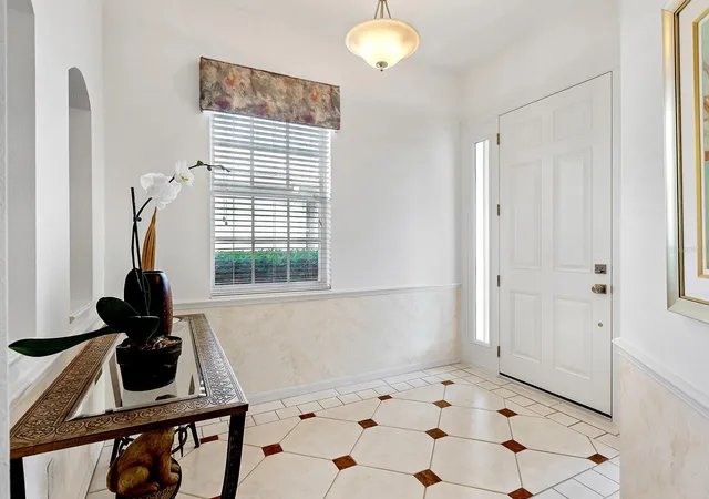 5th image of 10106 Glenmore Ave, Bradenton, FL 34202 | MLS# A4687251