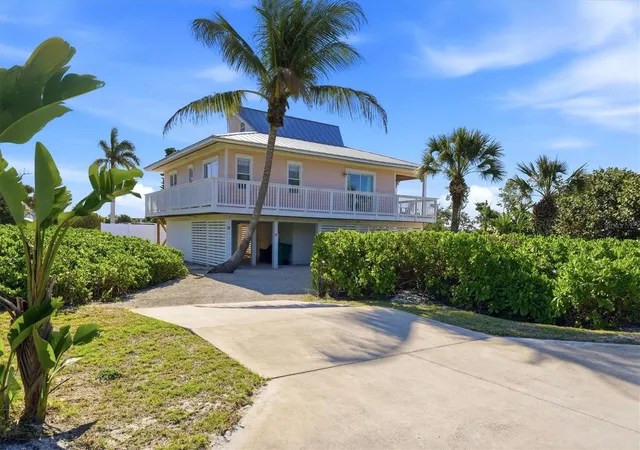 Photo 1 of Single family home for sale at 11 Bocilla Dr, Placida, FL 33946 | MLS# D6146723 | Listing updated on 2026-05-26