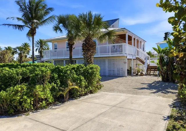 Photo 2 of Single family home for sale at 11 Bocilla Dr, Placida, FL 33946 | MLS# D6146723 | Listing updated on 2026-05-26