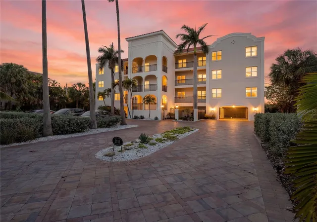 4th image of 3110 1St St W #101, St Pete Beach, FL 33706 | MLS# TB8489687