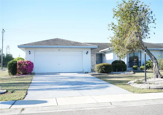 2nd image of 302 Bryce Ct, Sun City Center, FL 33573 | MLS# TB8489697
