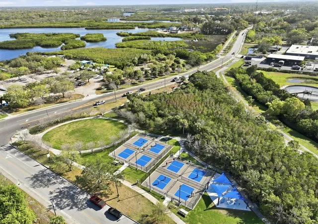 2nd image of 1250 S Pinellas Ave, TARPON SPRINGS, FL 34689