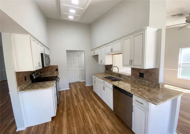 5th image of 7410 Willow Brook Dr, Spring Hill, FL 34606 | MLS# O6393026