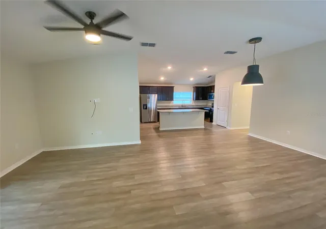 Photo 3 of Single family home for sale at 4637 Glencrest Loop, Saint Cloud, FL 34772 | MLS# O6393039 | Listing updated on 2026-09-29