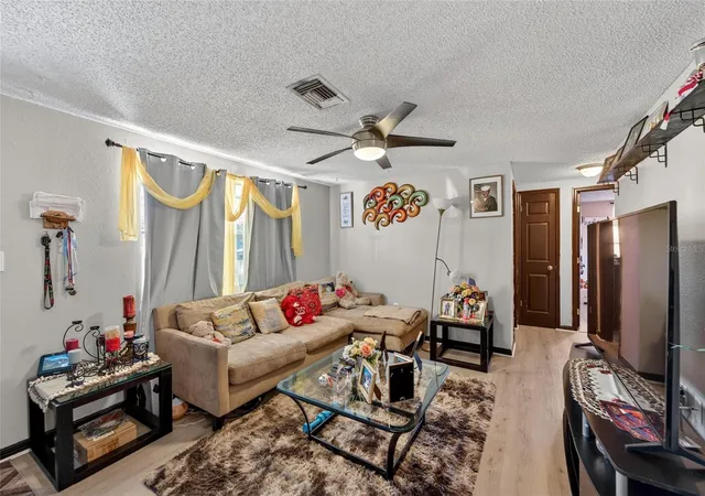 5th image of 15821 Adobe Dr, Hudson, FL 34667 | MLS# TB8489749